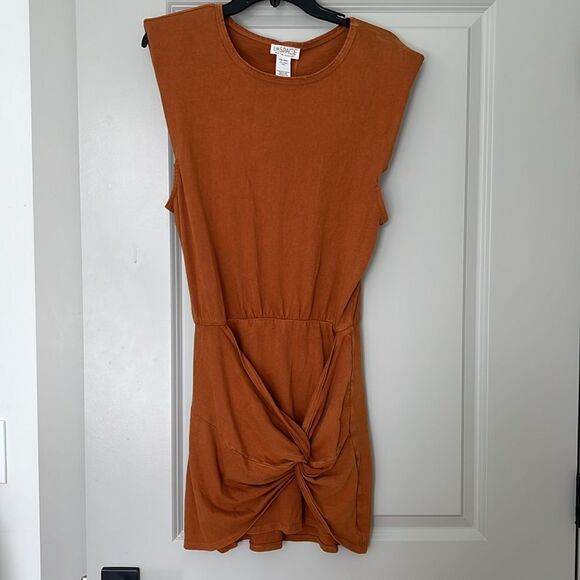 L*Space • Jesse Amber padded shoulder dress - Picture 4 of 10
